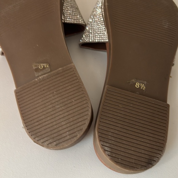 Steve Madden Silver Rhinestone Flat Sandals 8/8.5 - Picture 6 of 11